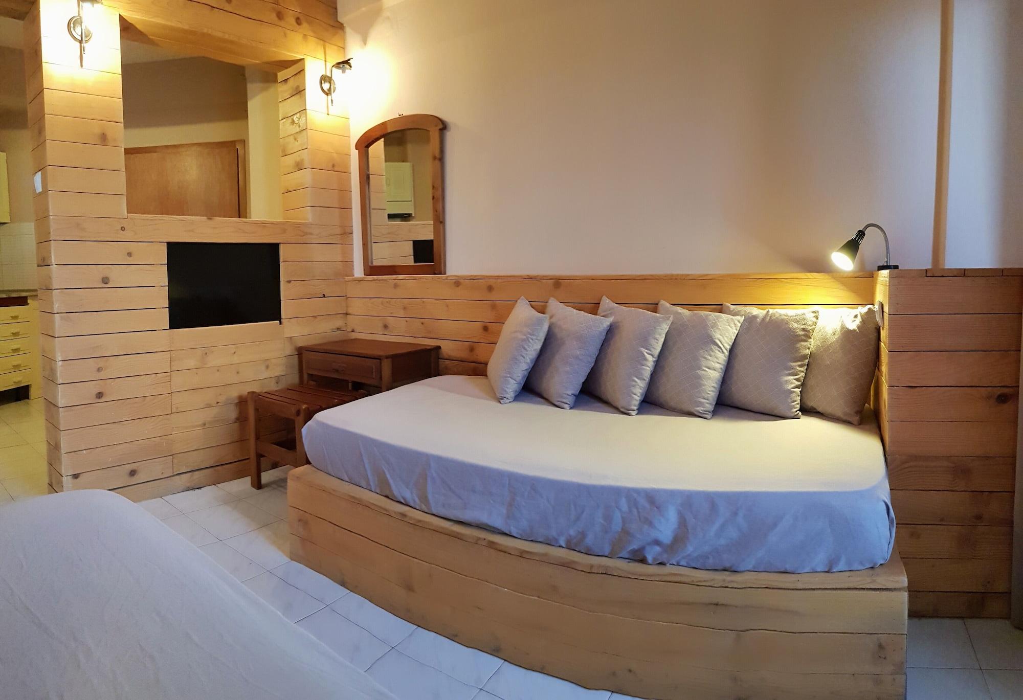 Anemos Hotel โปไลโครโน ภายนอก รูปภาพ