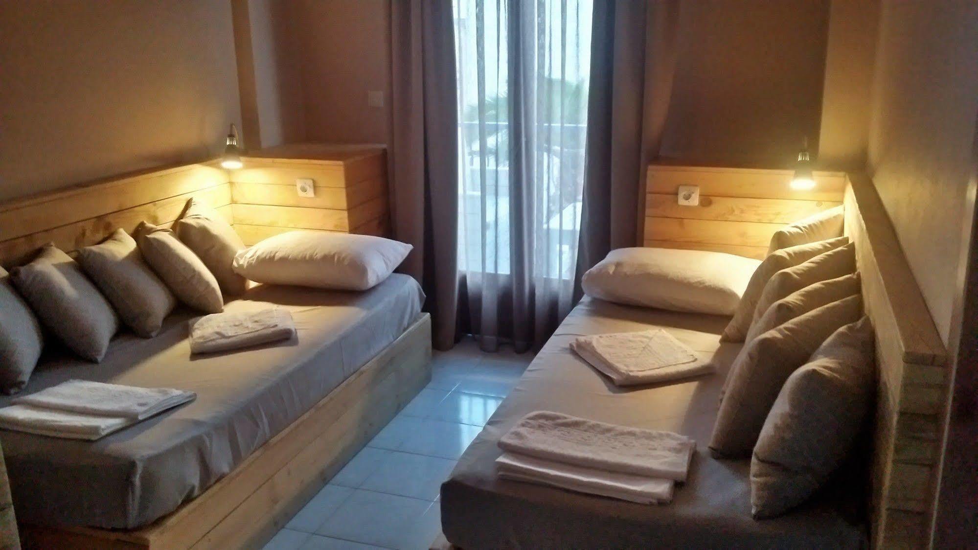 Anemos Hotel โปไลโครโน ภายนอก รูปภาพ